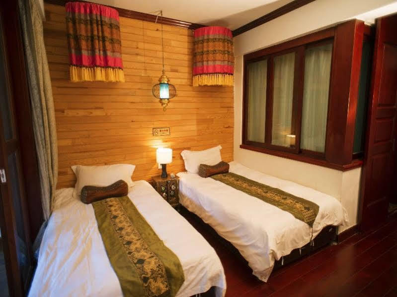 Xishuangbanna Elephanthome Boutique Guest House Exterior photo