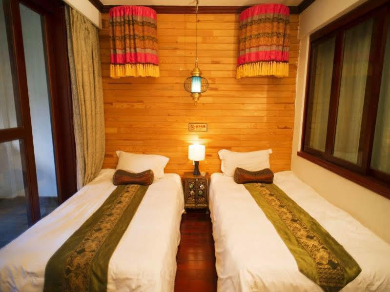 Xishuangbanna Elephanthome Boutique Guest House Exterior photo
